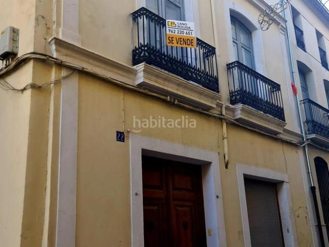 Casa en venta en Enguera. GRAN CASA, EN EL CENTRO DE ENGUERA. Casas.