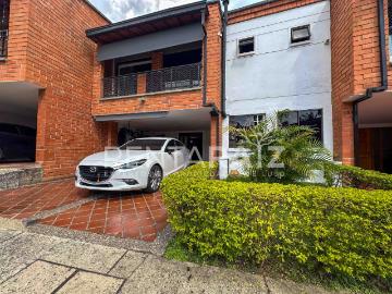 Casa En Venta En Envigado En Intermedia V343879