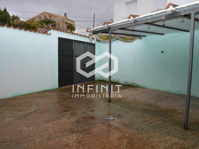 Casa en venta en Escopete. Romántica casita de cuento en Escopete, donde cada rincón enamora. El sueño de vivir en La Alcarria. Casas.