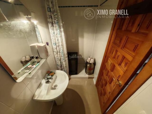Casa en venta en Eslida. CASA EN ESLIDA CON GARAJE, GRAN PATIO Y PEQUEÑA TIENDA DESTINADA A LA VENTA DE COSMETICA NATURAL. Casas.
