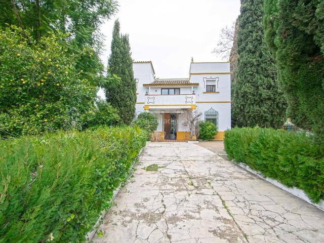 Casa en venta en Espartinas, Ramal de Espartinas. Casa Señorial en el corazón de Espartinas. Casas.