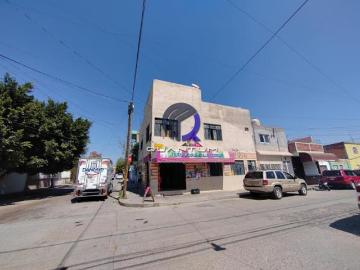 Casa en venta en esquina