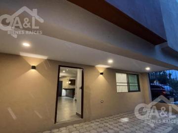 Casa en Venta en Esquina Colonia Mártires de Chicago