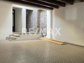 Casa en Venta En Esquina Centro Histórico Puebla