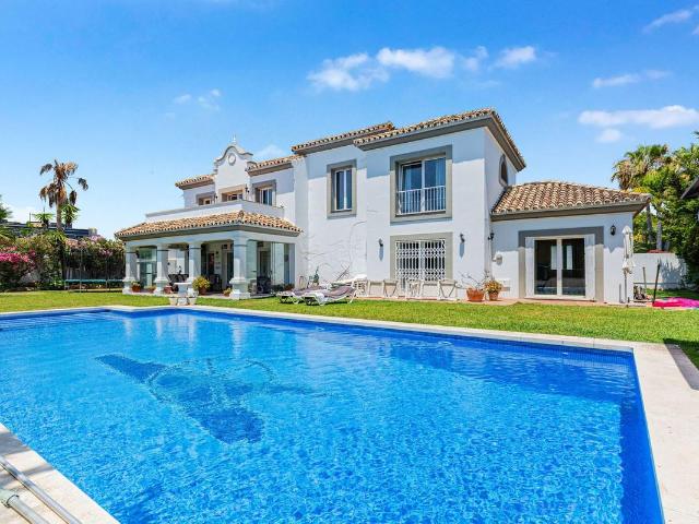 Casa en venta en Estepona Málaga