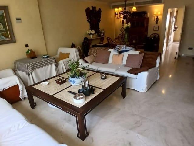 Casa en venta en Estepona, Málaga Costa del Sol