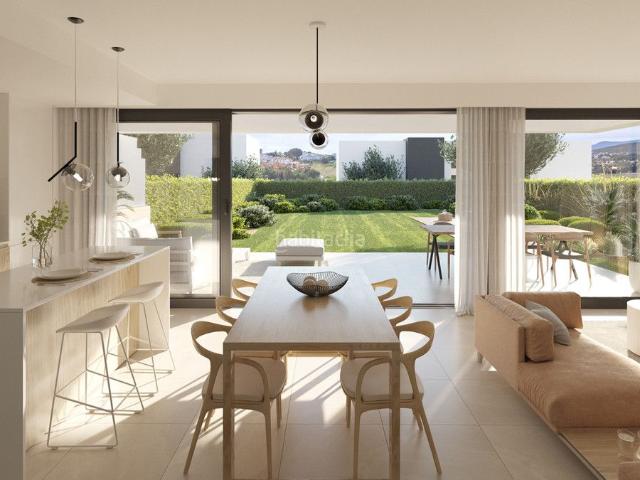 Casa en venta en Estepona, Nueva Atalaya. Casas.