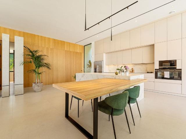 Casa en venta en Estepona, Nueva Atalaya. Casas.