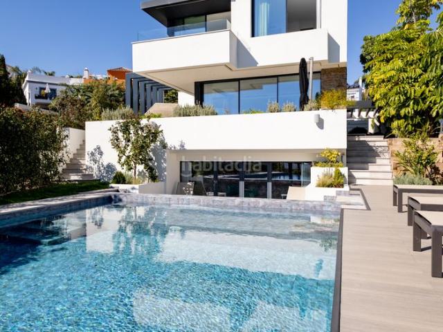Casa en venta en Estepona, Nueva Atalaya. VILLA BELFRY EL CAMPANARIO, ESTEPONA. Casas.