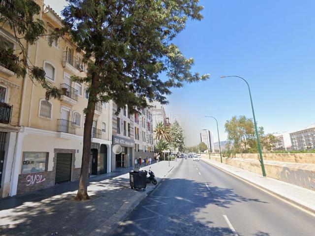 Casa en venta en Estepona, Cancelada. Casas.