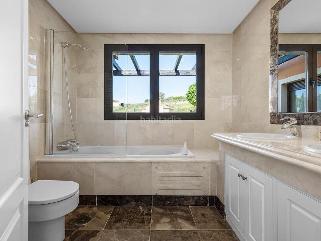 Casa en venta en Estepona, Centro. Casas.