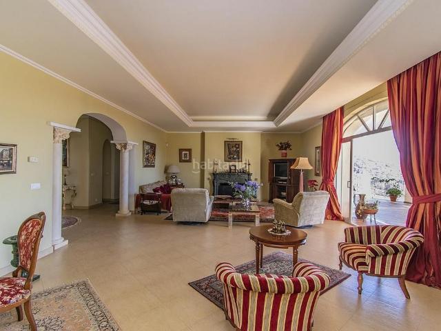 Casa en venta en Estepona, Centro. Casas.