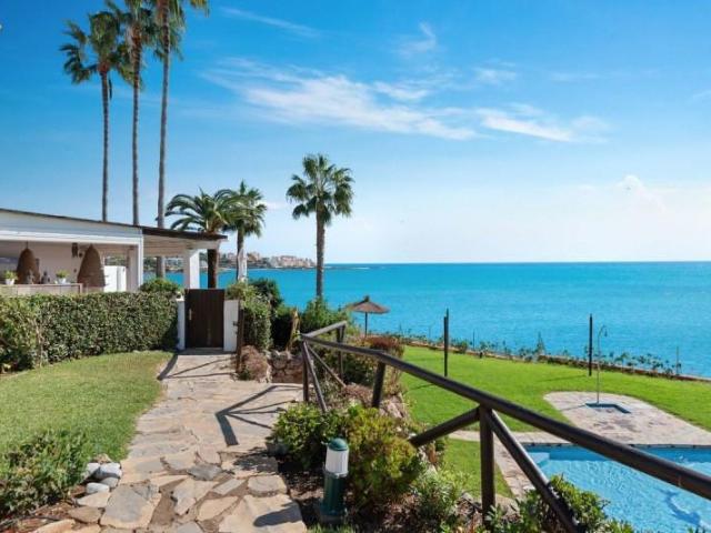 Casa en venta en Estepona, El Padron