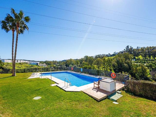 Casa en venta en Estepona, Estepona Golf. Casas.