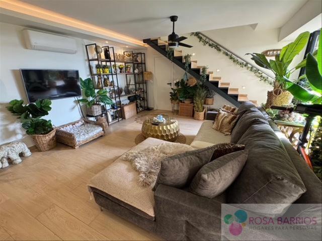Casa en venta en Estepona, Guadalmansa. EsteponaBungalow. Casas.