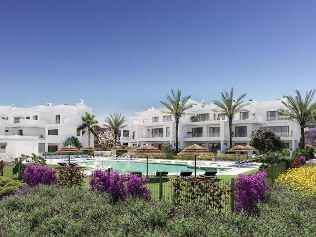 Casa en venta en Estepona, Guadalobón. Casas.