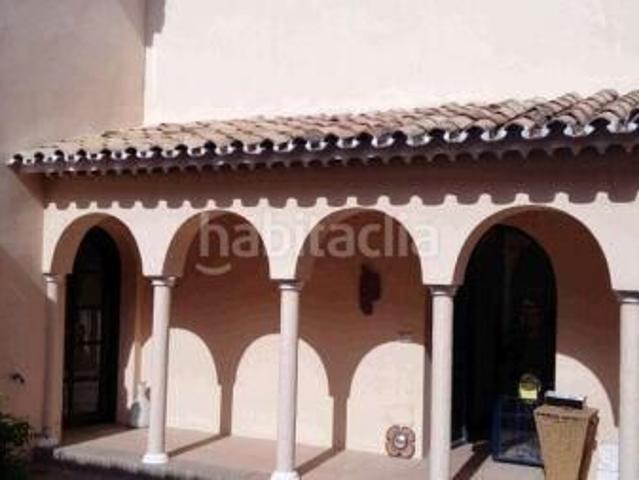Casa en venta en Estepona, Guadalobón. Finca con casa de campo. Casas.