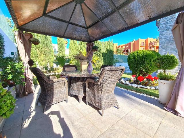 Casa en venta en Estepona, Zona Calvario. Casas.