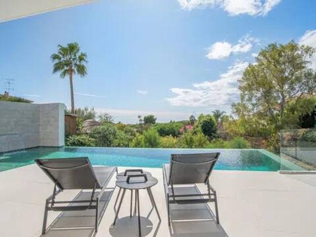 Casa en Venta en Estepona