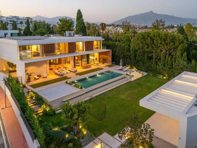 Casa en Venta en Estepona