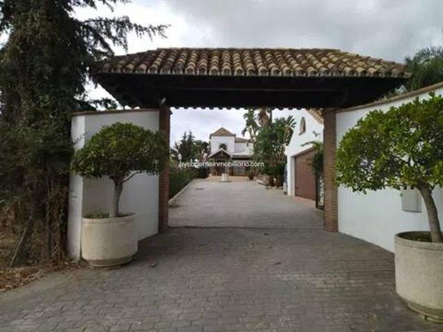 Casa en Venta en Estepona