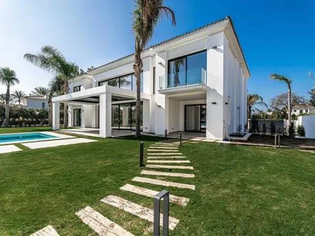 Casa en Venta en Estepona