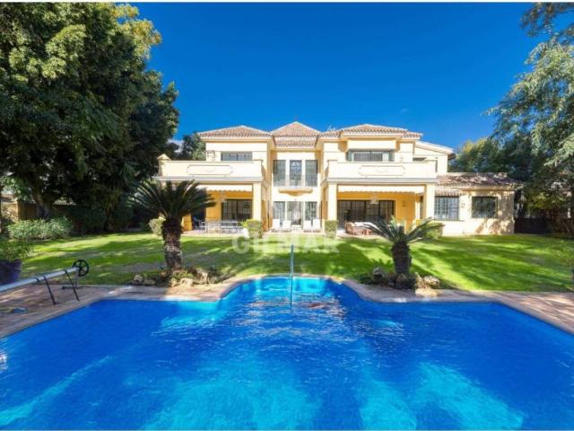 Casa en Venta en Estepona
