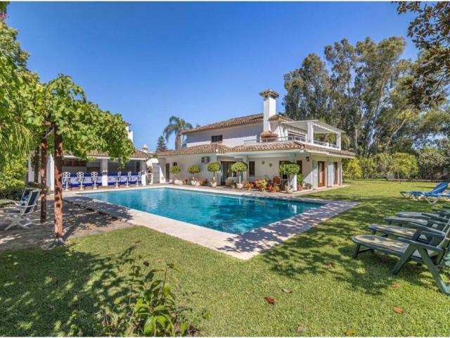 Casa en Venta en Estepona