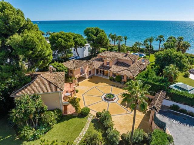 Casa en Venta en Estepona
