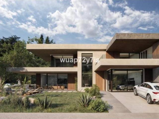 Casa en Venta en Estepona
