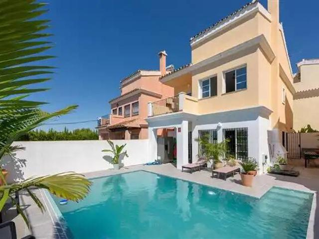 Casa en Venta en Estepona