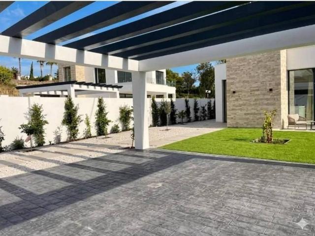 Casa en Venta en Estepona