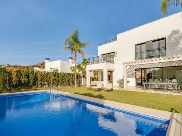Casa en Venta en Estepona