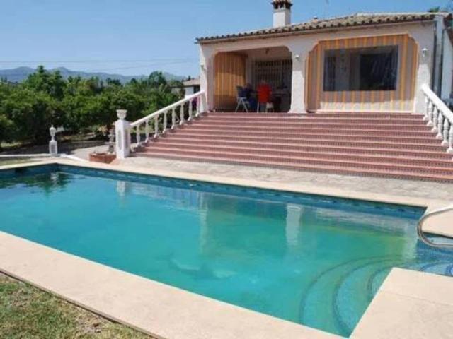 Casa en Venta en Estepona