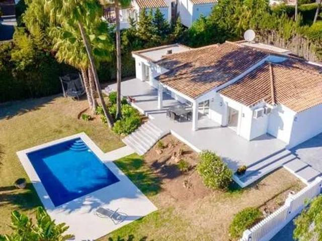 Casa en Venta en Estepona