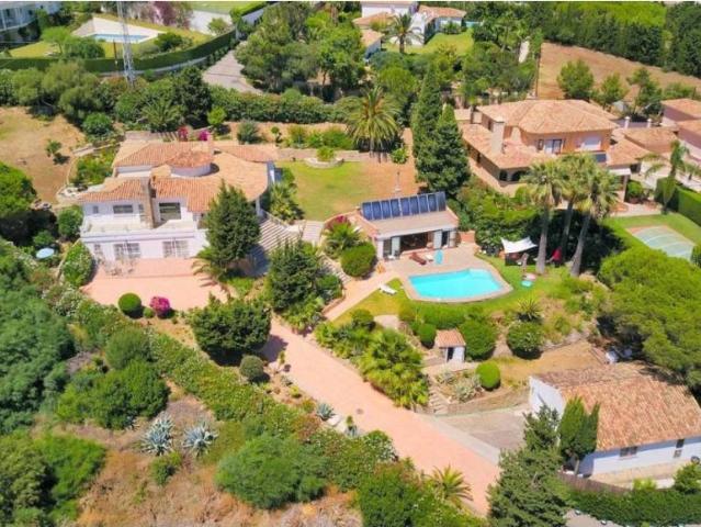 Casa en Venta en Estepona