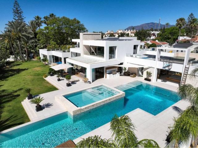 Casa en Venta en Estepona
