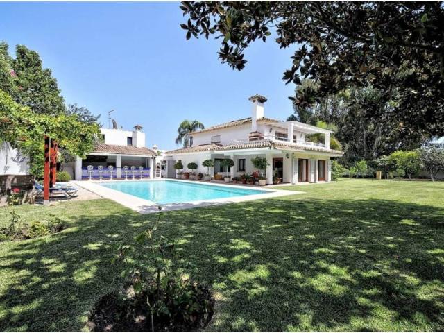 Casa en Venta en Estepona