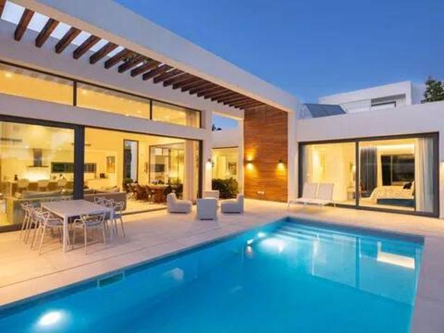 Casa en Venta en Estepona