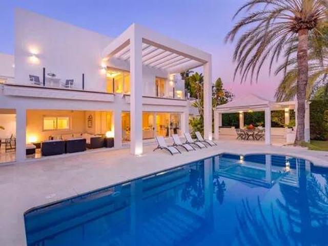 Casa en Venta en Estepona