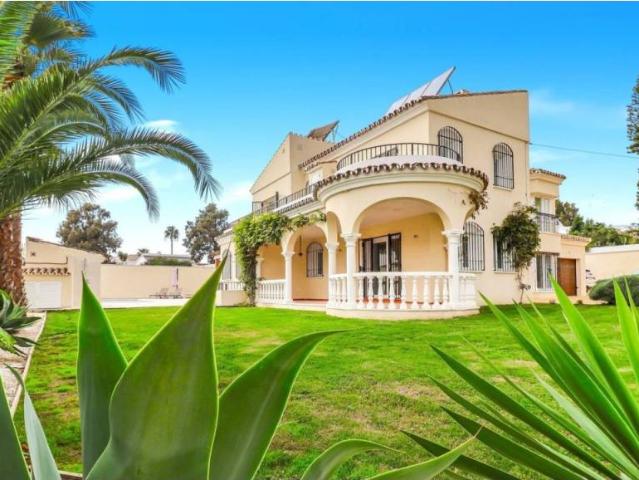 Casa en Venta en Estepona