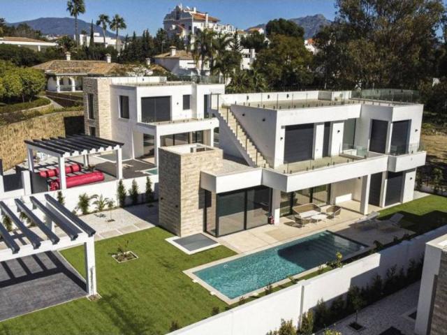 Casa en Venta en Estepona