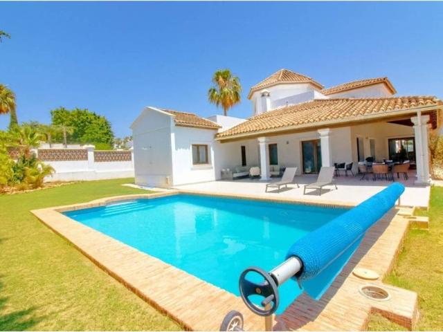Casa en Venta en Estepona