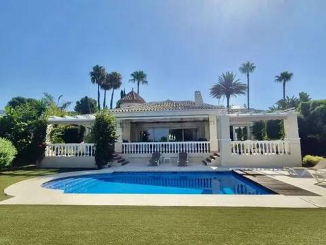 Casa en Venta en Estepona