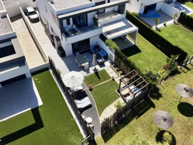 Casa en Venta en Estepona