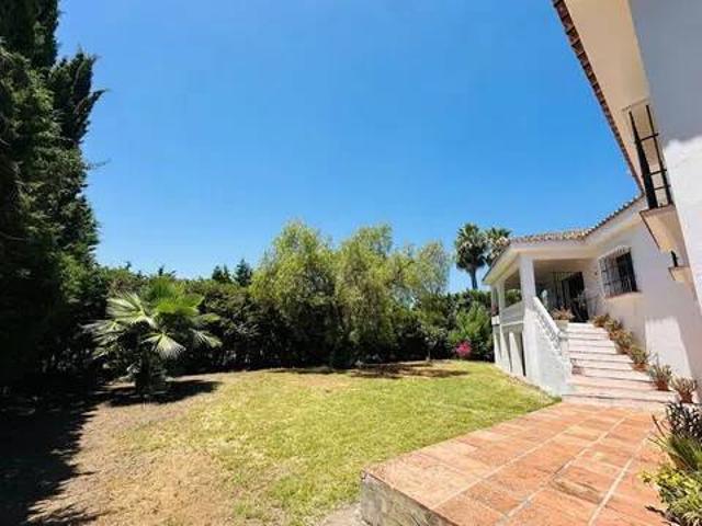 Casa en Venta en Estepona
