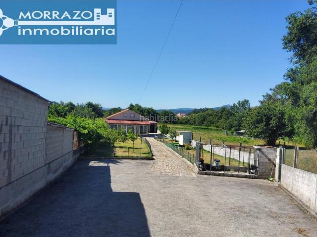 Casa en venta en Estrada A. Casa con terreno en A Estrada. Casas Estrada.