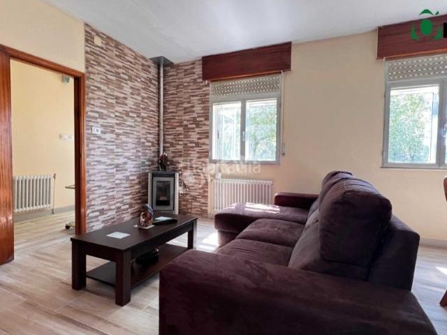 Casa en venta en Estrada A. Complejo de 2 casas y un molino de agua a 10 minutos de casco urbano de La Estrada. Casas Estrada.