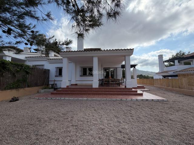 Casa en venta en Fuente Álamo de Murcia, La Pinilla Las Palas. Chalet semiadosado con gran parcela privada en Los Altos de Las Palas. Casas Fuente Álamo de.
