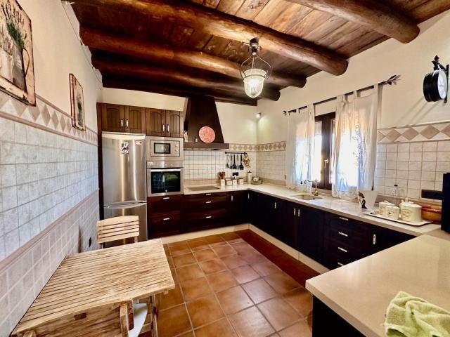 Casa en venta en Fuente Obejuna. Una oportunidad única en Fuente Obejuna!. Casas Fuente.